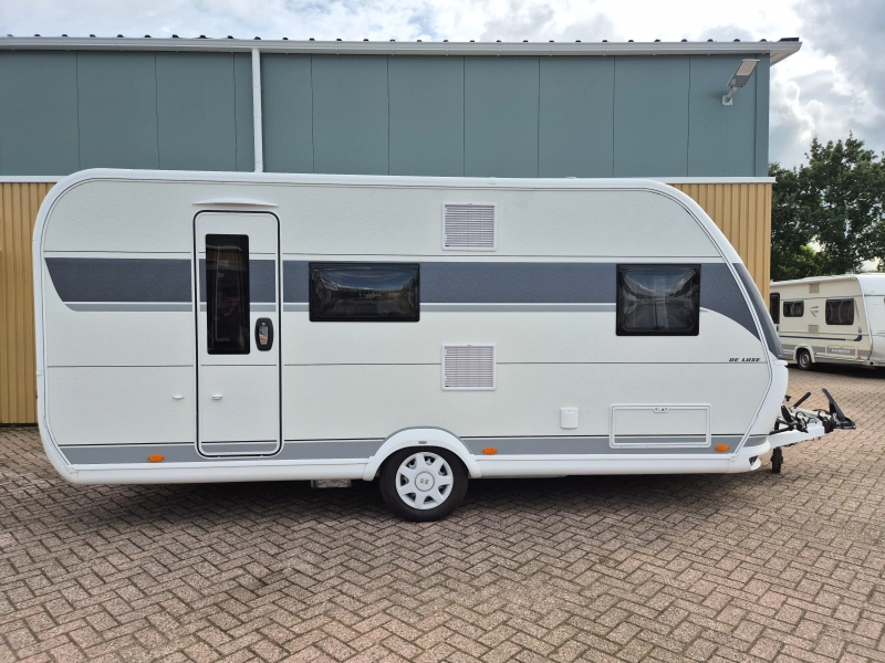 Hobby De Luxe 490 KMF 