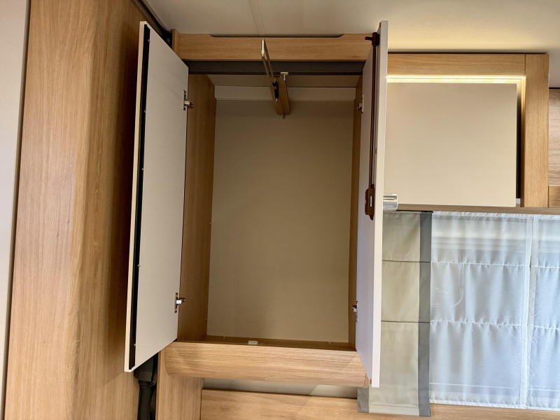 Knaus Sport Platinum 460 EU  foto: 12