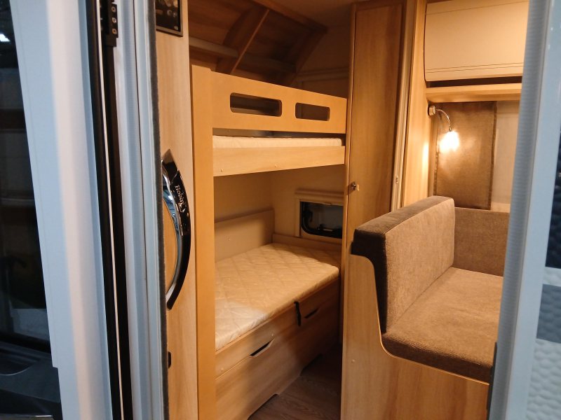 Hobby De Luxe 540 KMFE 
