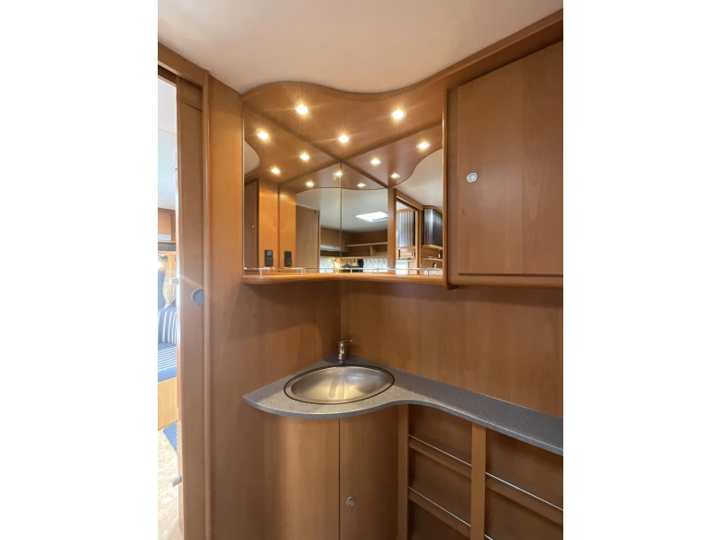 Dethleffs Camper Lifestyle 450 DB ALDE-LUIFEL-ZEER NETJES  foto: 8