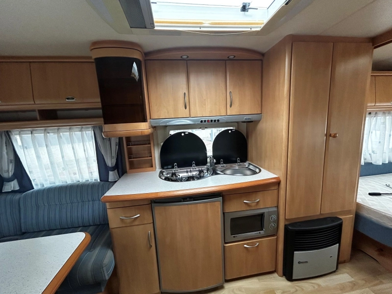 Hobby De luxe Easy 540 UL Mover & accu, Radio  foto: 7