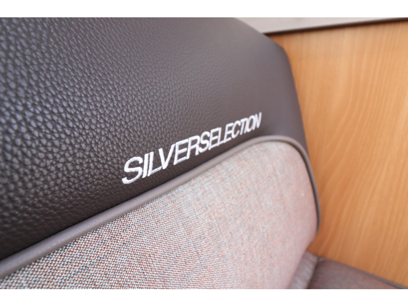 Knaus Sudwind Silver Selection 450 FU Mover Vloerverwarming  foto: 11