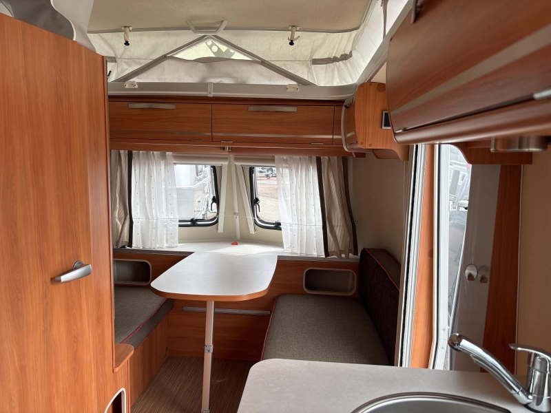 Eriba Touring Troll GT 530 Mover/Thule luifel  foto: 5