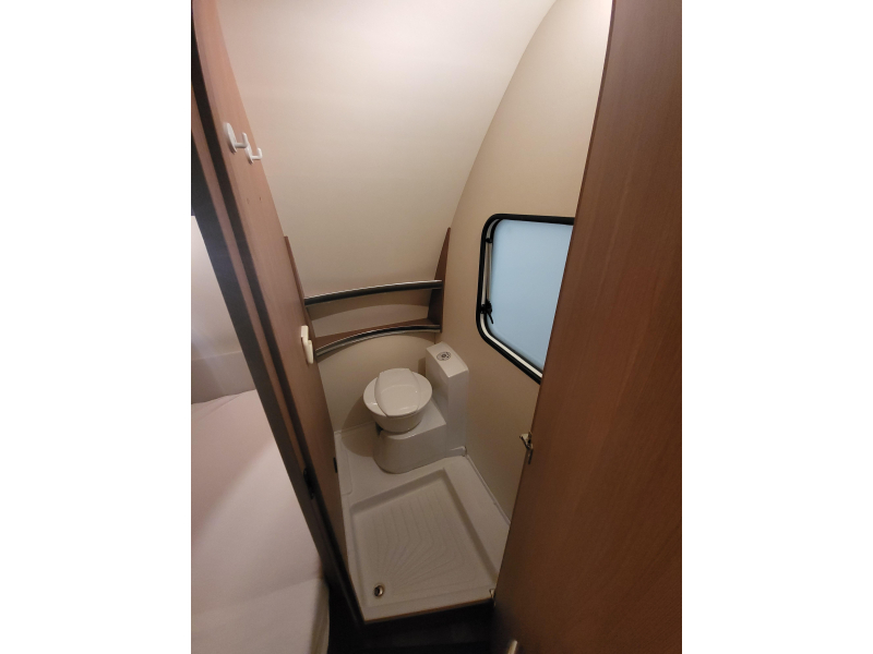 Knaus Sport 450 FU Unico Verona, mover  foto: 9