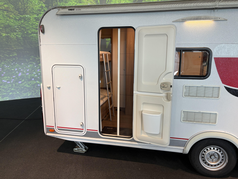 Bürstner Premio Life 490 TK Stapelbed / mover /luifel  foto: 7
