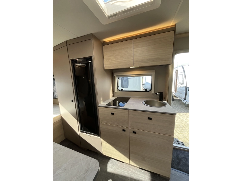 Weinsberg CaraLife 470 QDK STAPELBED-AIRCO-LICHTGEW.  foto: 5