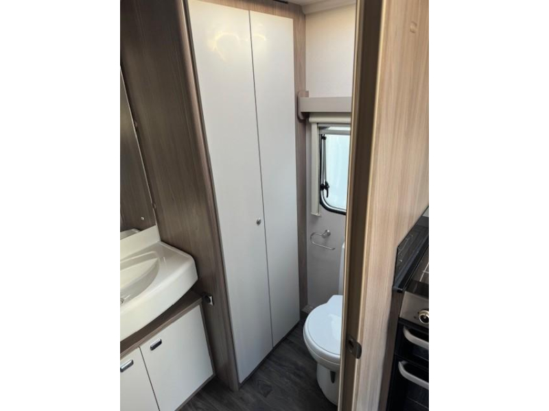 Sprite Mondial 420 SE aanbieding enkele bedden  foto: 14