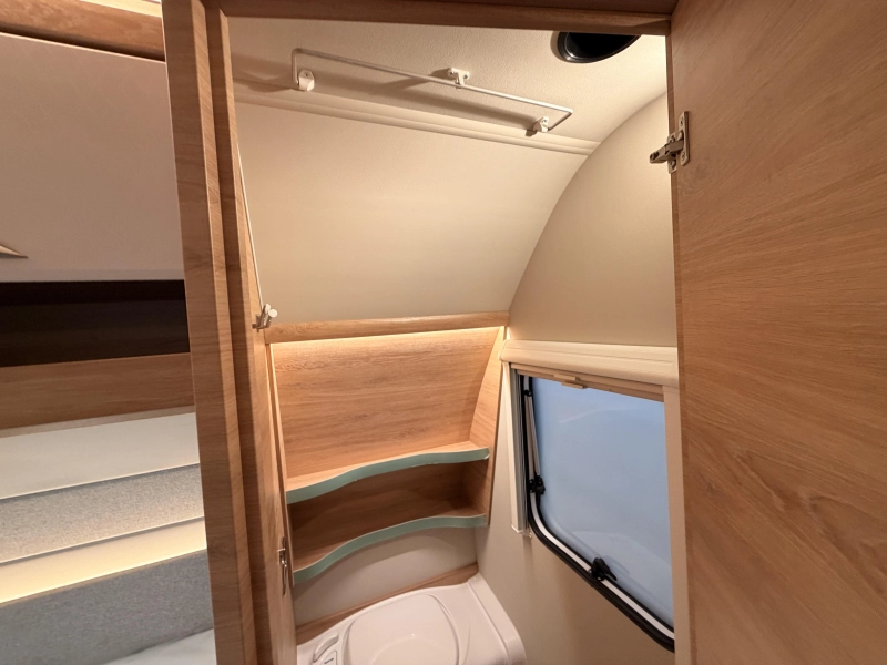 Knaus Sudwind Black Selection 450 FU +1700KG+Vloerverwarming  foto: 12