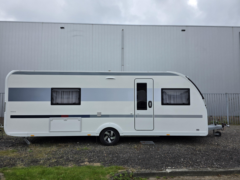 Adria Adora 613 UT Isabella voortent  foto: 1