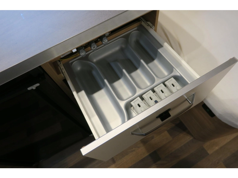 Weinsberg CaraOne Edition HOT 450 FU MOVER+VOORTENT+FIETSENDR.  foto: 12