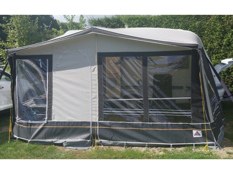 Wilk Stern 400 MD keuken treinzit frans bed  foto: 17