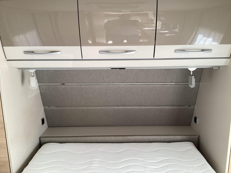 Dethleffs Nomad 530 DR Airco/ luifel  foto: 13