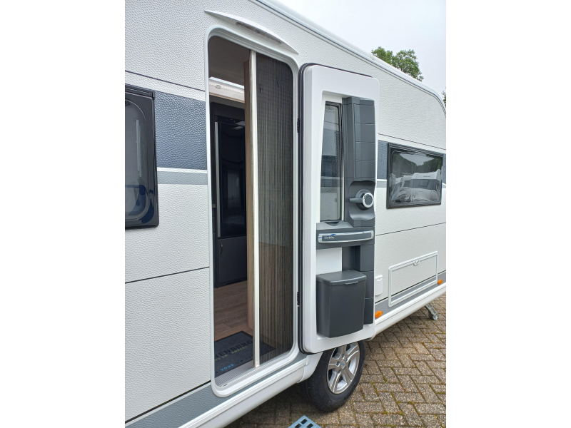 Hobby De Luxe 460 UFE Gratis actiepakket 