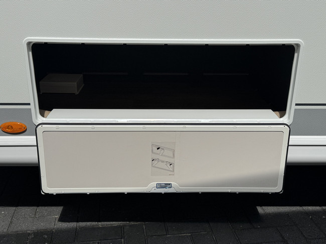 Hobby Maxia 585 UL met enkele bedden **Absolute topsegment van Hobby/Zeer ruime caravan/Nieuwe caravan** foto: 14