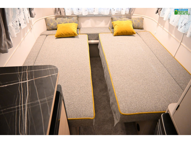 Eriba Touring Triton 420 foto: 15