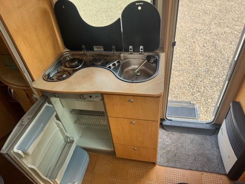 Caravelair Ambiance Style 420 mover voortent fietsenrek  foto: 14
