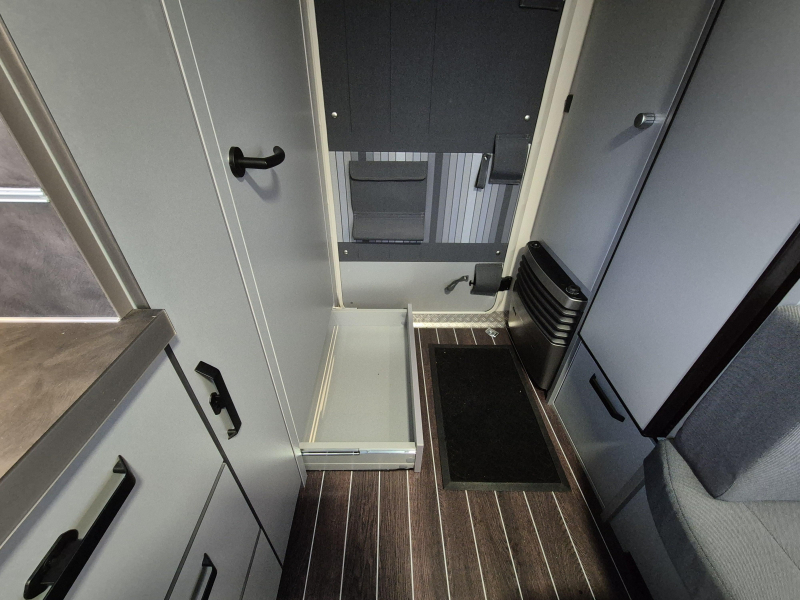 Knaus Sport en Fun 480 QL mover, airco, luchttent  foto: 22