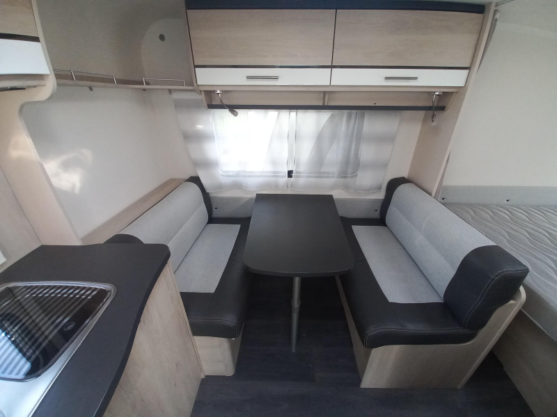Caravelair Antares Style 410 mover-voortent  foto: 5