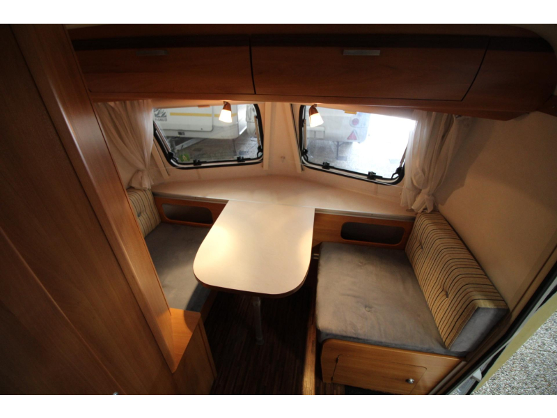 Eriba Touring Triton 430 GT Hefdak, Mover, Voortent  foto: 14