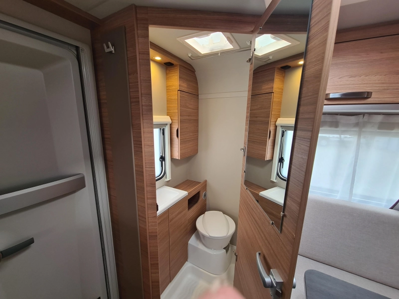 Weinsberg CaraOne Edition HOT 390 QD  foto: 20