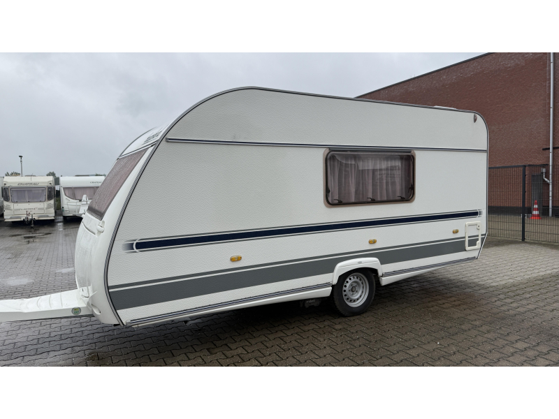 Beyerland Vitesse 460 MD eindkeuken zit vast bed  foto: 15