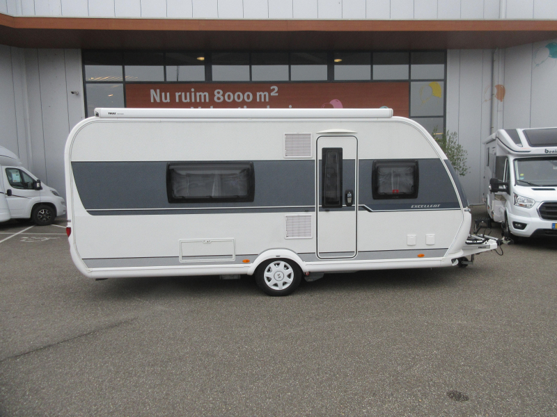 Hobby Excellent 495 WFB MET MOVER EN VASTE LUIFEL  foto: 1