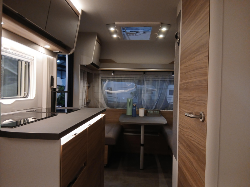Dethleffs Nomad 460 EL  foto: 7