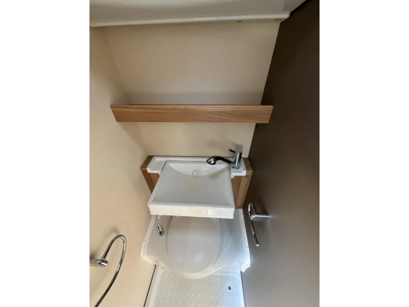 Caravelair Antares Style 390 VOORTENT-MOVER-LICHTGEW.  foto: 7