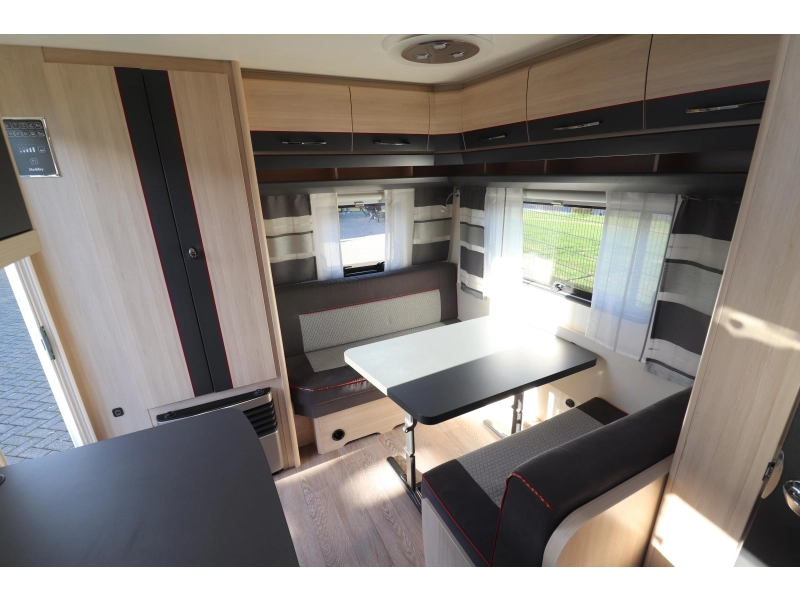 Hobby De Luxe Edition 440 SF Mover/ Unico/ Fdrager  foto: 11
