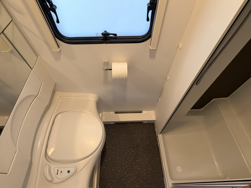 Adria Altea 552 PK Mover-Airco-STAPELBEDDEN  foto: 13