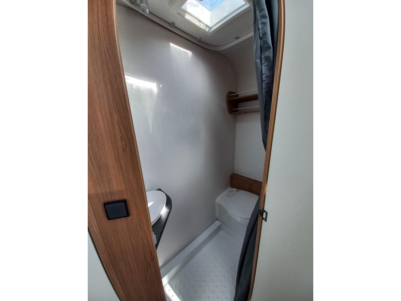 Caravelair Alba 496 Pack Ambition + Look  foto: 12