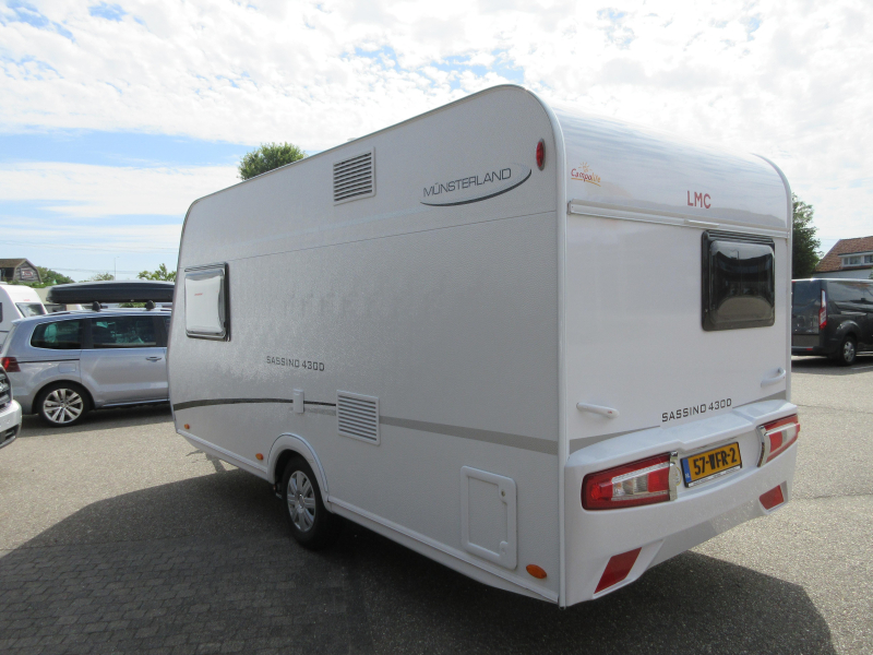 LMC Sassino 430 D ZEER NETJES MET VOORTENT  foto: 20