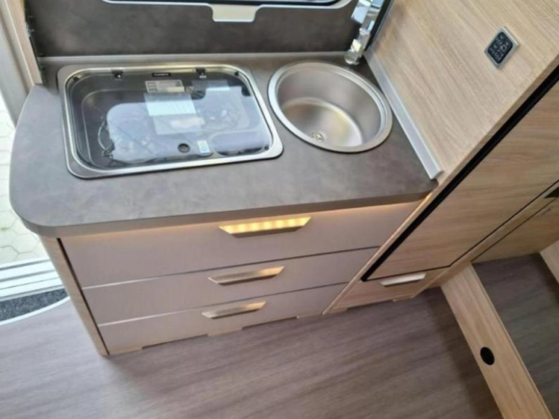 Knaus Van TI Plus 650 MEG AUTOMAAT+AIRCO+SCHOTEL  foto: 11
