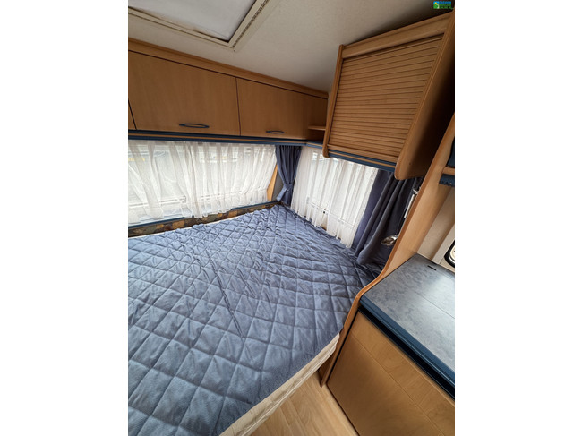 Hobby De Luxe Easy 400SF foto: 16