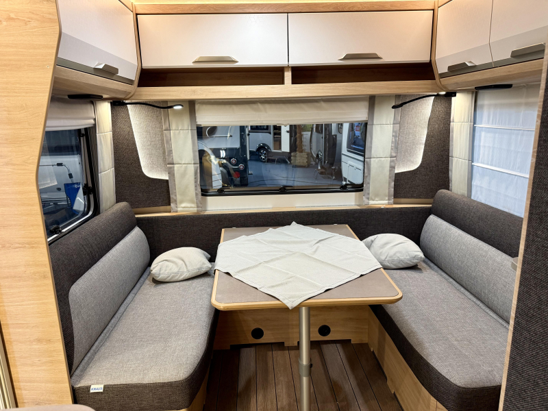 Knaus Sudwind 60 Years 460 EU E-Power super compleet  foto: 19