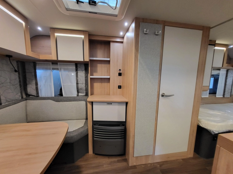 Knaus Sport 460 EU zeer compleet uitgevoerd  foto: 8