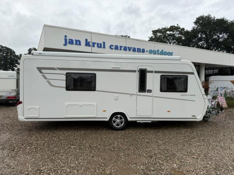 Eriba Nova GL 580 luifel voortent schotel 