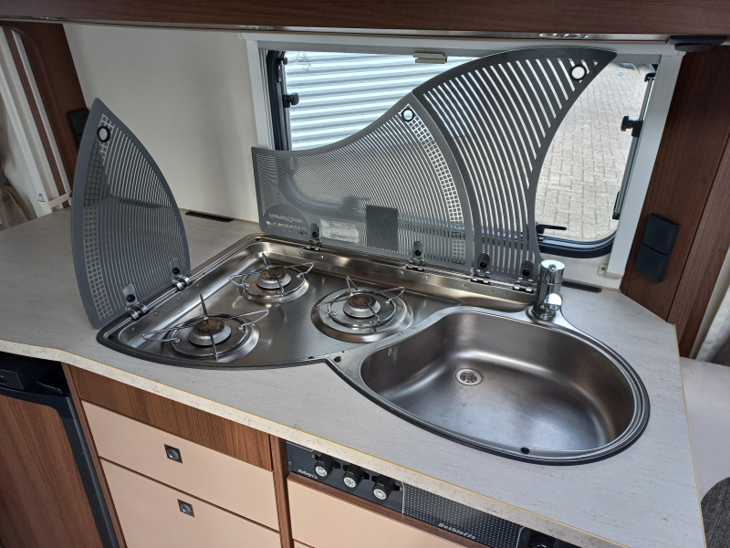 Dethleffs Beduin 560 RET voortent-E&P-airco-etc  foto: 12