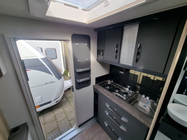 Hobby De Luxe 460 SL