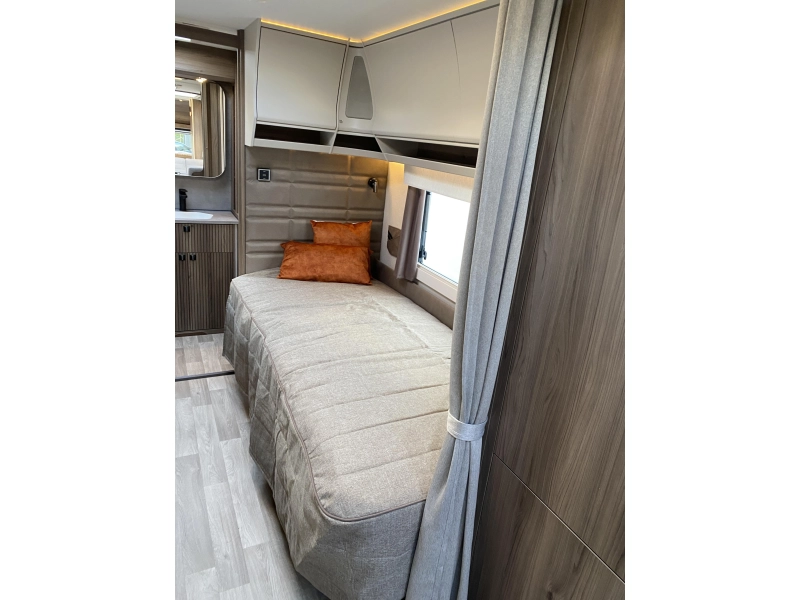 Kabe Royal 560 GLE Model 2027  foto: 14