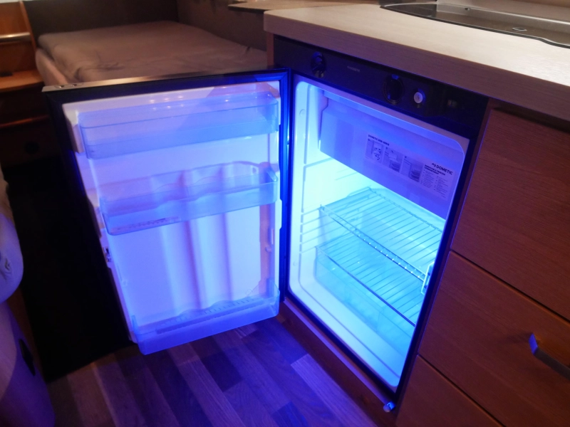 Knaus Sport 460 EU Mover levelsysteem luifel  foto: 9