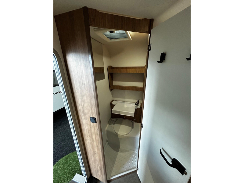 Caravelair Alba 390 stabilisatorkoppeling  foto: 10