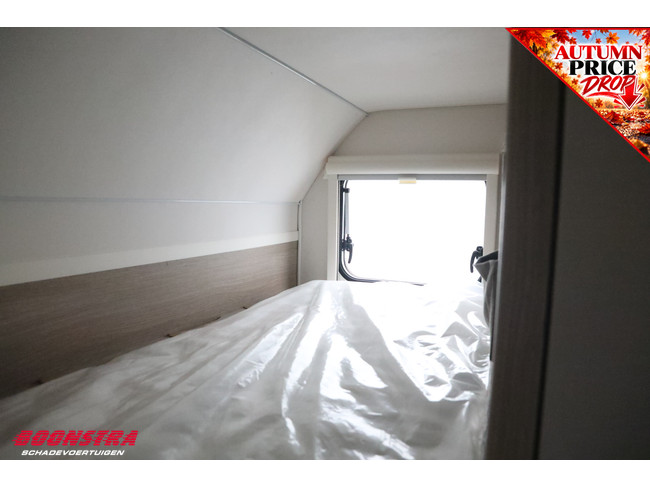 Bürstner Premio Life 490 TK Pack 2 Vloerverwarming Stapelbed Treinzit foto: 18
