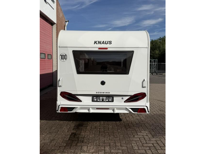 Knaus Sudwind 60 Years 500 EU Mover en Fietsendrager  foto: 3