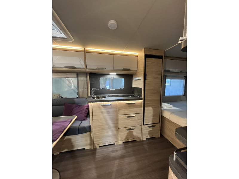Knaus Sudwind 60 Years 500 FU Mover-Cassetteluifel  foto: 6