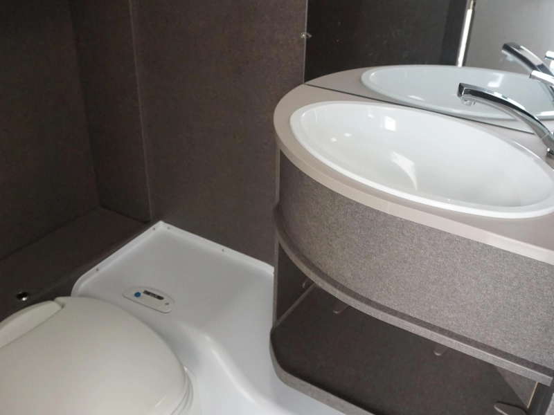 Dethleffs C'Joy 420 QSH Dakluifel/Voortent/Fietsd  foto: 9