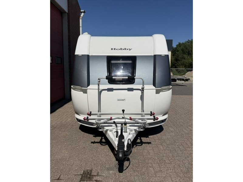 Hobby De Luxe 400 SFE Incl. Luifel en Voortent  foto: 7