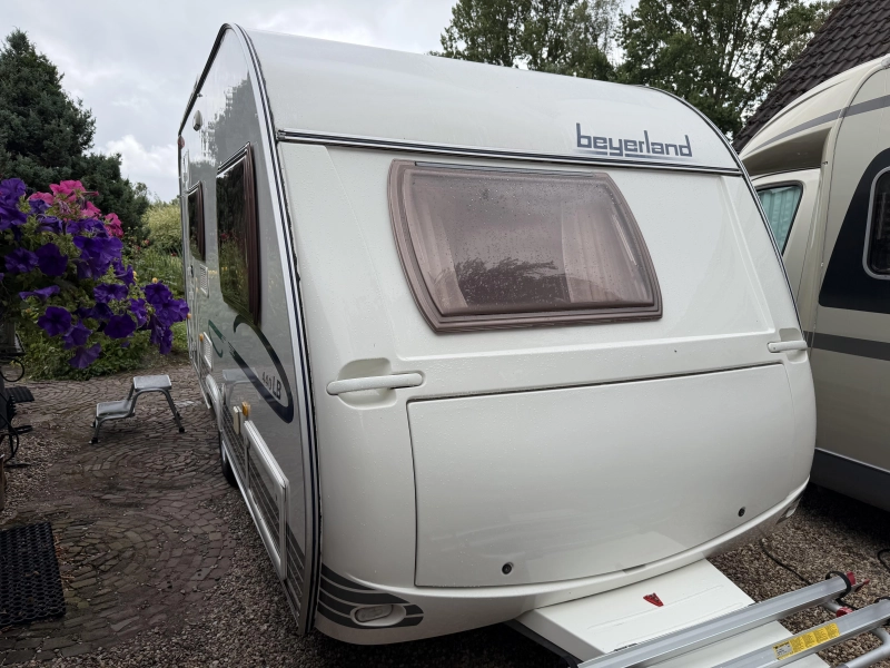 Beyerland quartz 440 LB mover, voortent, luifel  foto: 0