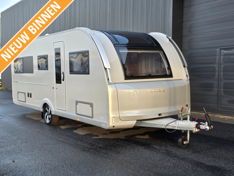 Adria Alpina 583 UL  hoofdfoto: 1