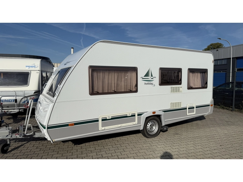Eifelland Holiday 465 TF frans bed rondzit toilet  foto: 14